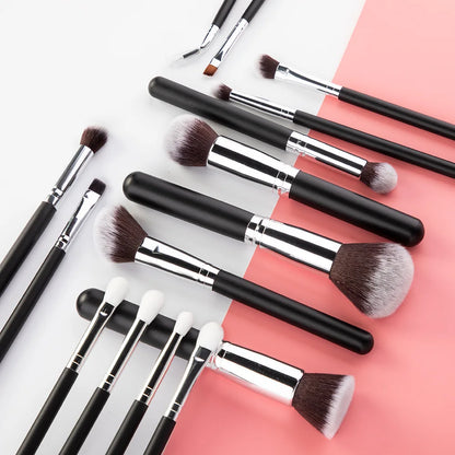 15-Piece Premium Makeup Brush Set with Case