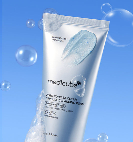 medicube Zero Pore Capsule Cleansing Foam (120 g)